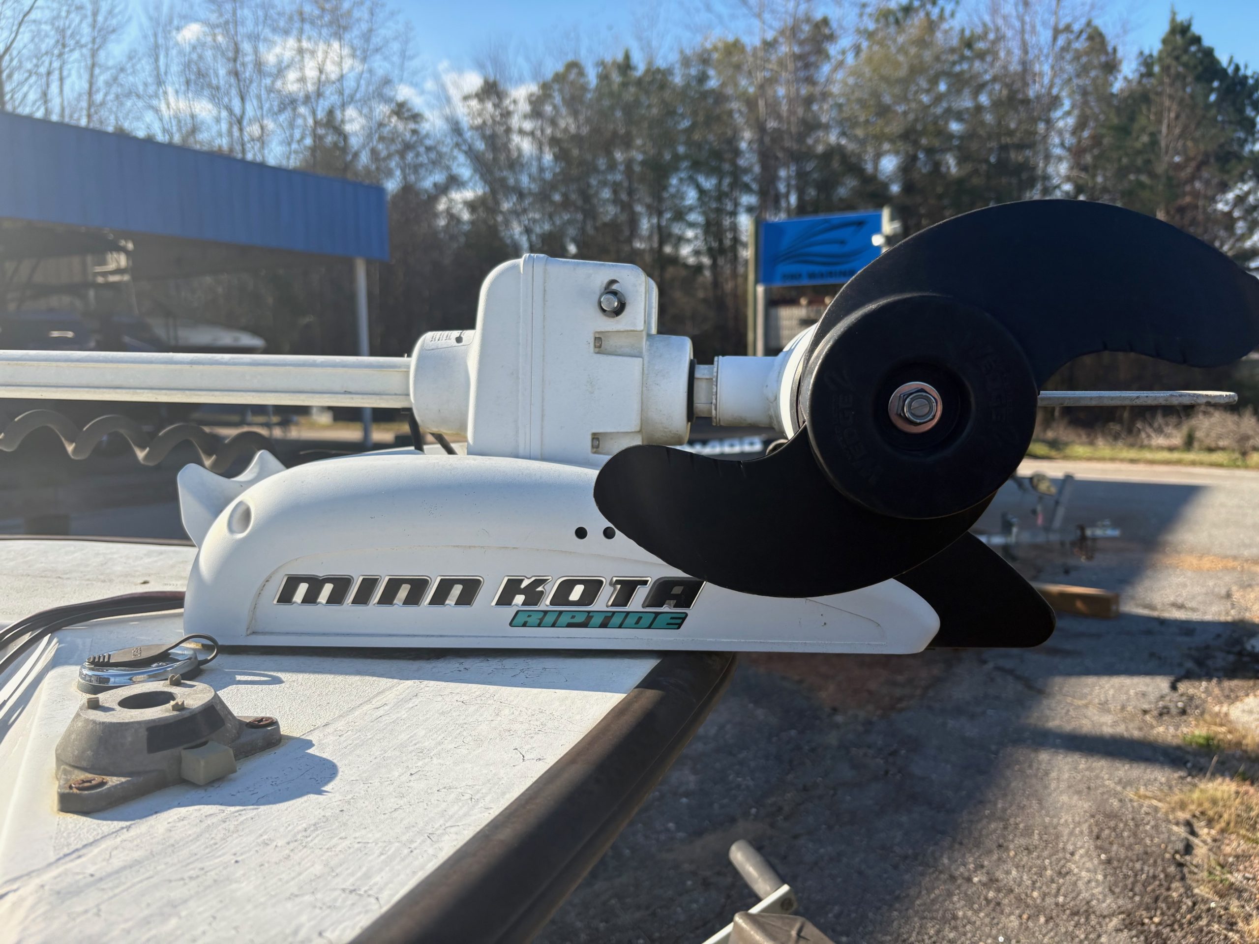 
								2002 Triton Tunnel 20 full									