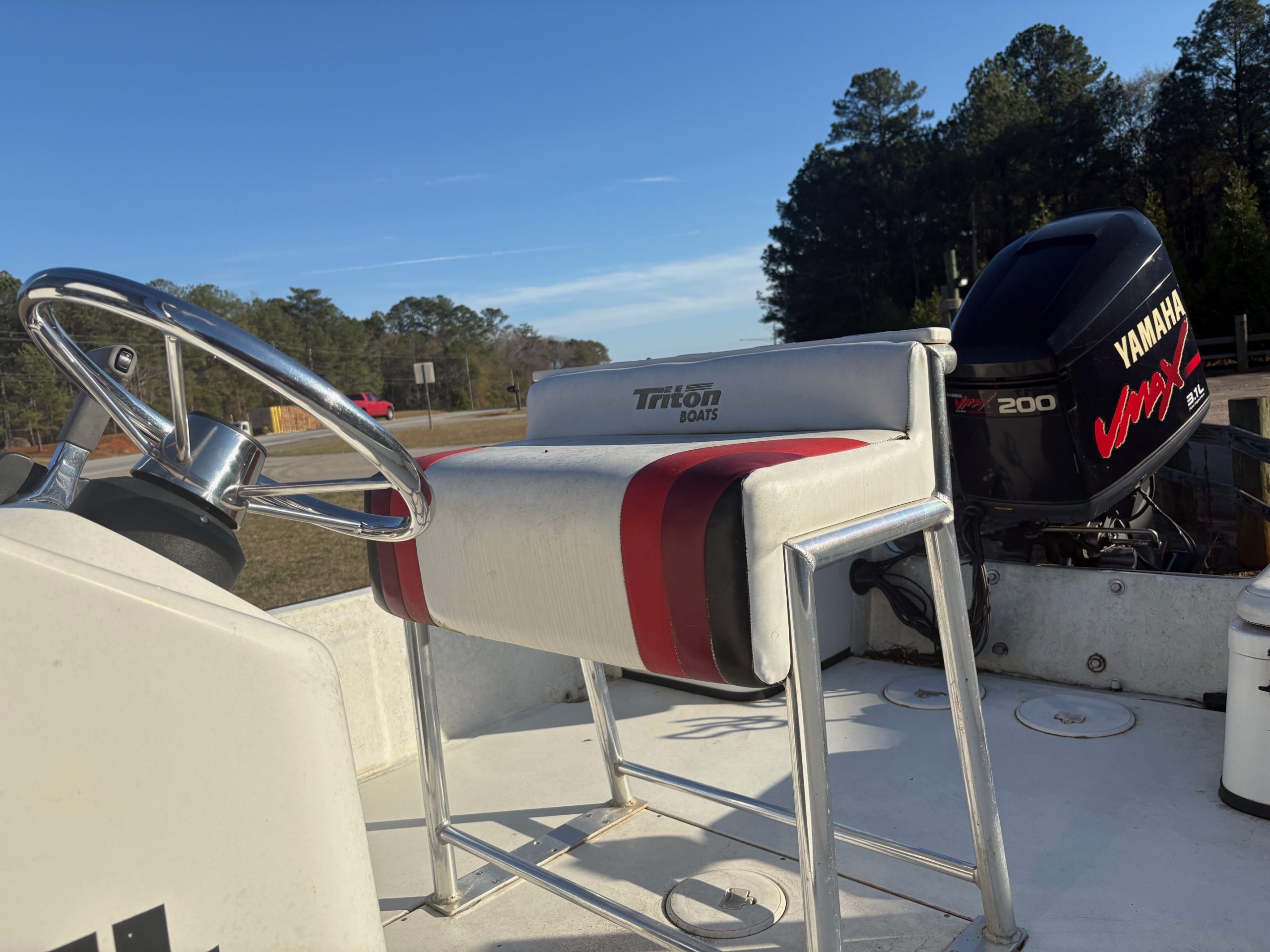 
								2002 Triton Tunnel 20 full									