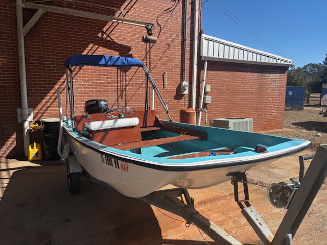 
								1964 Boston Whaler 13′ Sport full									
