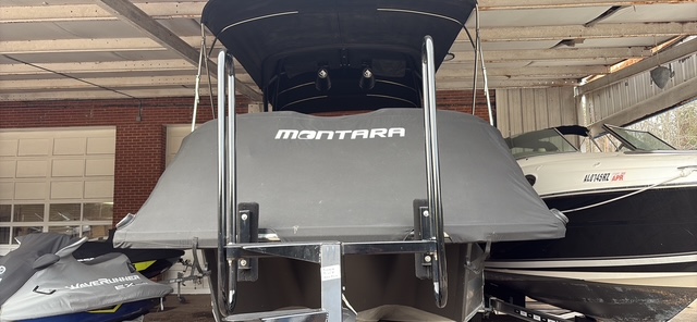 
								2021 Montara 25′ Surf Boss full									