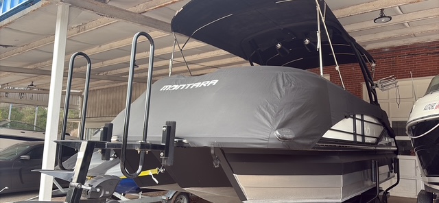 
								2021 Montara 25′ Surf Boss full									