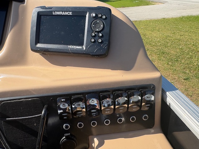 
								2022 Barletta Cabrio C22QC full									