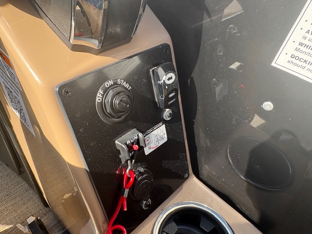 
								2022 Barletta Cabrio C22QC full									