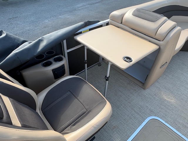 
								2022 Barletta Cabrio C22QC full									