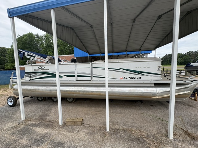 
								2006 Crest II LE 2570 full									