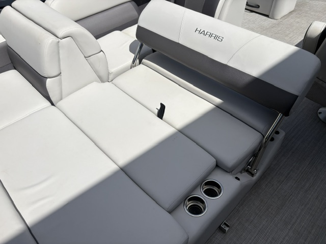 
								2023 Harris 210 Cruiser Triple Pontoon full									