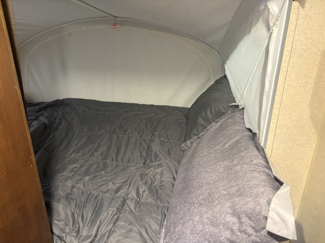 
								2015 Jayco Jay Feather Ultra Lite Series X-23 U full									