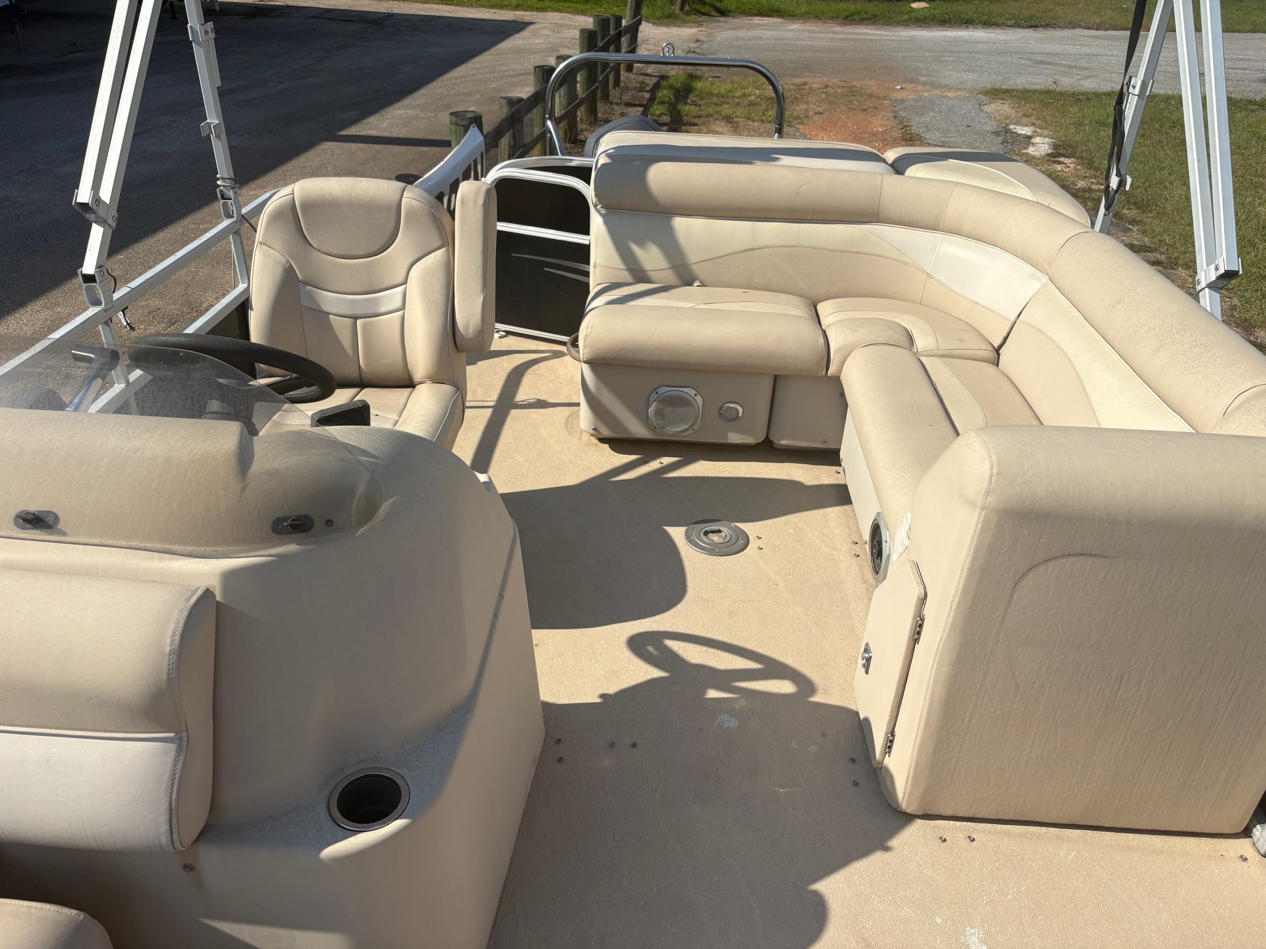 
								2012 Sweetwater SW2286 full									